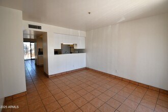 1448 W Kilburn St in Tucson, AZ - Foto de edificio - Building Photo