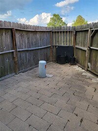 6102 Shadow Isle Ln photo'