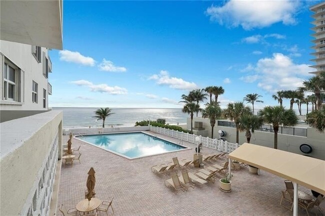 4250 Galt Ocean Dr, Unit 15a in Fort Lauderdale, FL - Building Photo - Building Photo