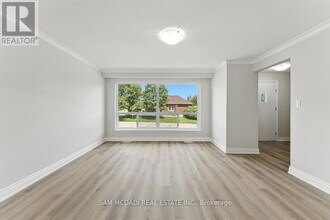 325 Banff Ave in Oshawa, ON - Building Photo - Building Photo
