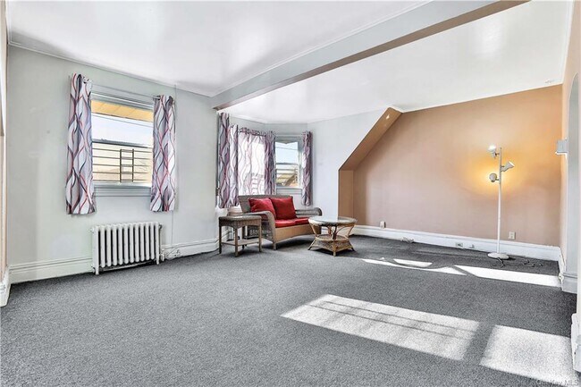 215 N 7th Ave in Mount Vernon, NY - Building Photo - Building Photo