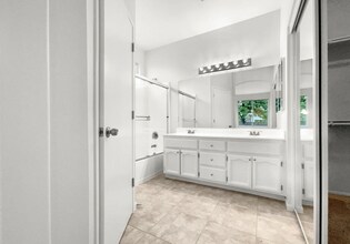 9387 Bennoel Way in Elk Grove, CA - Building Photo - Building Photo