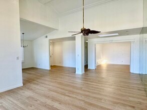 417 Sierra Madre N in Palm Desert, CA - Building Photo - Building Photo