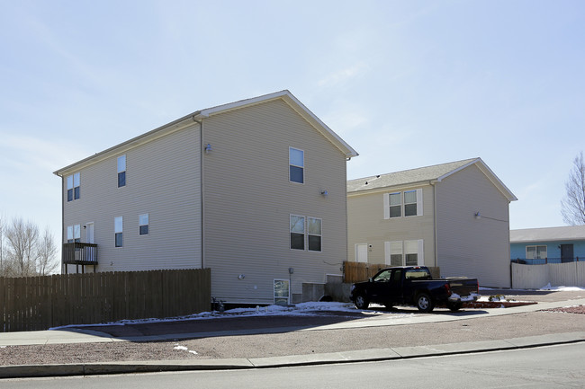 3-5 University Dr in Colorado Springs, CO - Building Photo - Building Photo