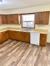 4122 Robin Rd in Eau Claire, WI - Foto de edificio - Building Photo