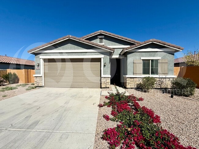 property at 724 E Ruby Dr