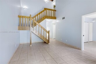 11237 SW 112th St in Miami, FL - Building Photo - Building Photo