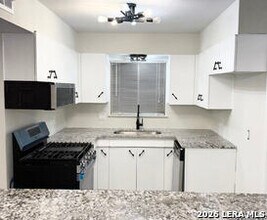 4206 Dauphine Dr in San Antonio, TX - Building Photo - Building Photo