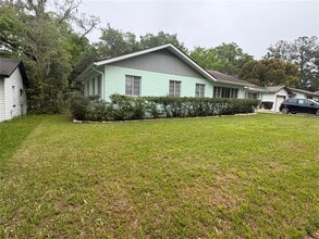 1137 NE 9th St in Ocala, FL - Building Photo - Building Photo