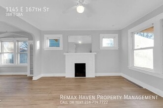 1145 E 167th St in Cleveland, OH - Building Photo - Building Photo