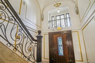 120 Glynn Ct, Unit 7 in Detroit, MI - Building Photo - Building Photo