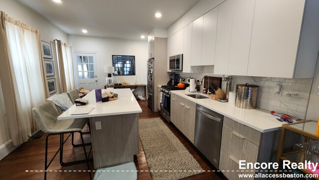property at 8 Nonantum St
