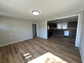 707 W 19th St in Metropolis, IL - Building Photo - Building Photo