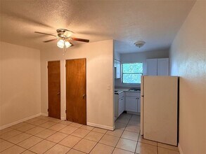 2404 10th St W in Bradenton, FL - Building Photo - Building Photo