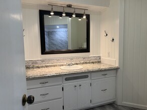 331 Chickasaw Dr in Ada, OK - Building Photo - Building Photo