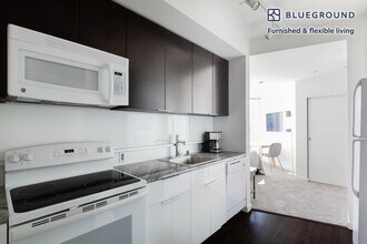 288 106th Ave NE in Bellevue, WA - Building Photo - Building Photo