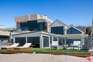 107 Malibu Colony Rd in Malibu, CA - Building Photo