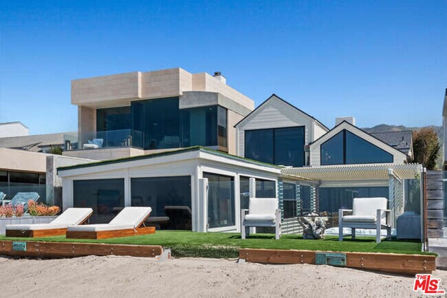 property at 107 Malibu Colony Rd