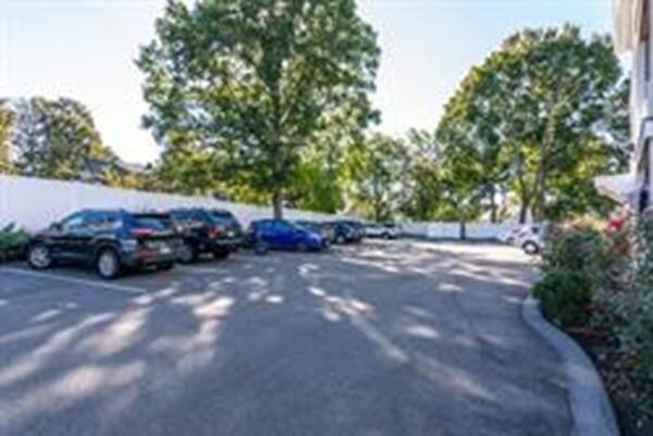153 Sumner St, Unit 2 in Quincy, MA - Foto de edificio - Building Photo
