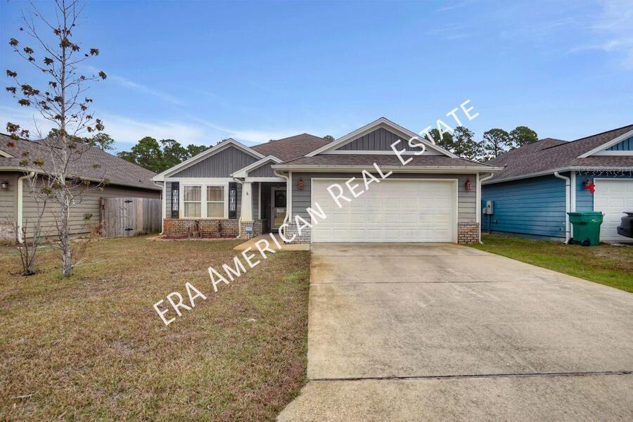 2672 Hartman Ct in Navarre, FL - Building Photo