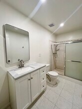 10335 Larwin Ave in Los Angeles, CA - Building Photo - Building Photo