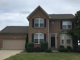 931 Balsam Wood Ln in Lebanon, OH - Building Photo