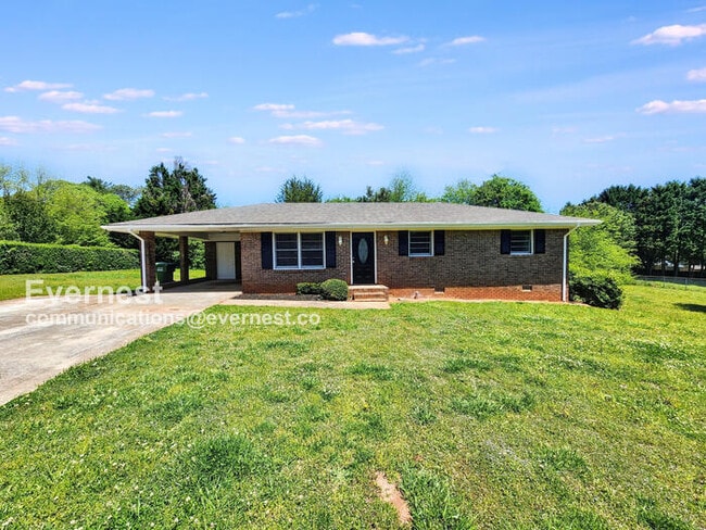 property at 512 Meadowbrook Dr