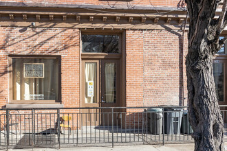 292 3rd St in Jersey City, NJ - Foto de edificio - Building Photo