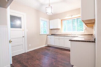 14441 Superior Ave in Cleveland Heights, OH - Building Photo - Building Photo