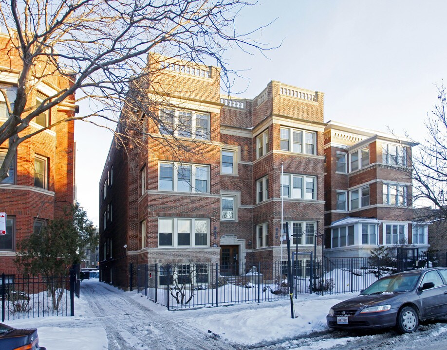 920 W Buena Ave in Chicago, IL - Foto de edificio