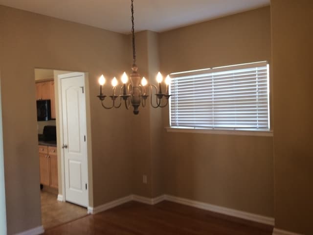 1824 Baslia Ln in Spring Hill, TN - Foto de edificio - Building Photo