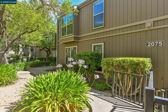 property at 2075 Ascot Dr