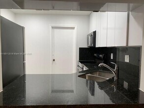 4200 NW 3rd Ct in Plantation, FL - Building Photo - Building Photo