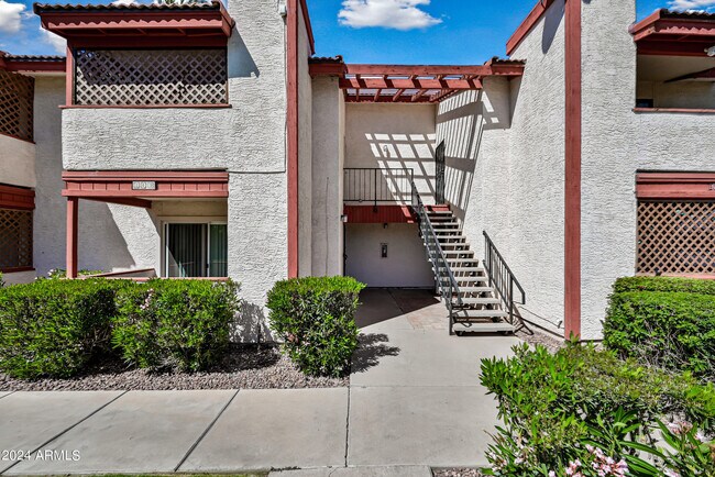 property at 4211 E Palm Ln