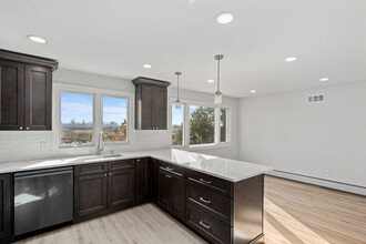 743 7th St in Carlstadt, NJ - Building Photo - Building Photo