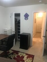 748 Maypearl Ln in Raleigh, NC - Foto de edificio - Building Photo