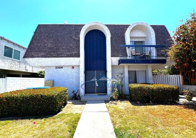 property at 2306 Curtis Ave