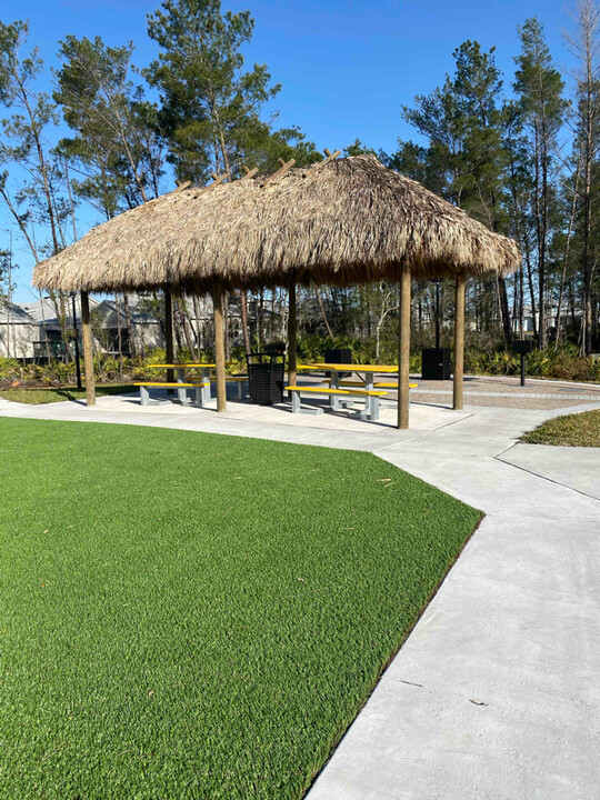 207 Hang Loose Wy in Daytona Beach, FL - Building Photo