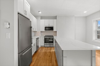 5 Hanson St, Unit 3 in Boston, MA - Building Photo - Building Photo