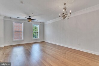 15229 Lancashire Dr in Leesylvania, VA - Building Photo - Building Photo