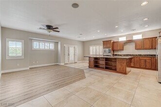 4437 Verdiccio Ave in Las Vegas, NV - Building Photo - Building Photo