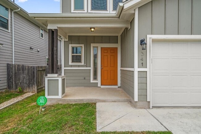 341 Twisted Oaks Ln in Buda, TX - Building Photo - Building Photo