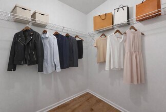 Mallard Point Apartments in Channahon, IL - Building Photo - Building Photo