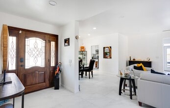 56 Mardi Gras Rd in Coronado, CA - Building Photo - Building Photo