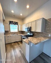 3498 Mashie Dr in Sparks, NV - Foto de edificio - Building Photo