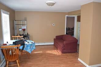 552 Main St, Unit 553B in Old Town, ME - Foto de edificio - Building Photo