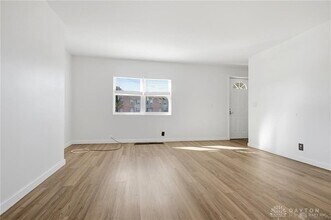 2512 Harshman Rd in Dayton, OH - Building Photo - Building Photo