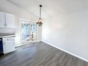 5440 Jennifer Ln in Colorado Springs, CO - Building Photo - Building Photo