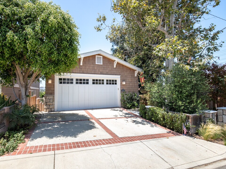 3613 Walnut Ave in Manhattan Beach, CA - Foto de edificio