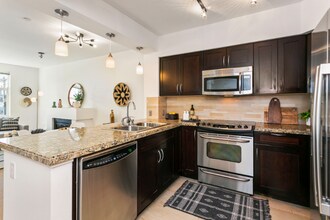 5450 Leary Ave NW in Seattle, WA - Building Photo - Building Photo